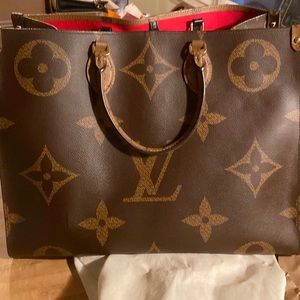 Louis Vuitton OnTheGo Giant GM Brown tote
